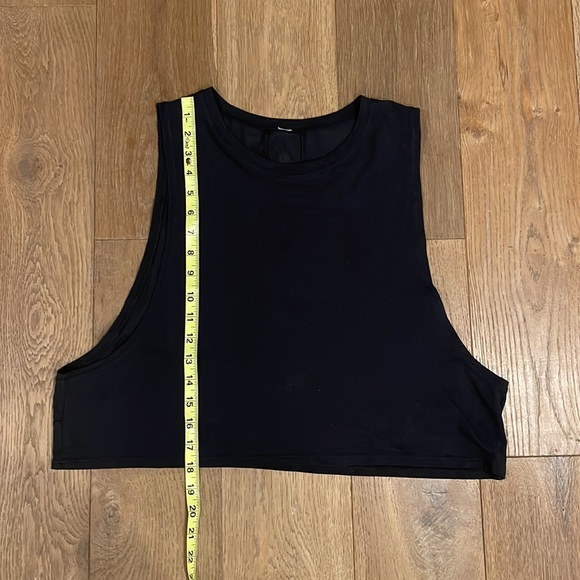 Lululemon Muscle Love Crop Tank - Picture 5 of 6